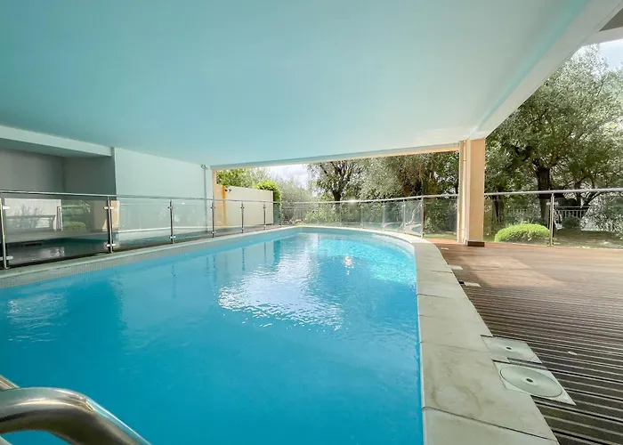 Apartment Deux Pieces, Parking Et Piscine